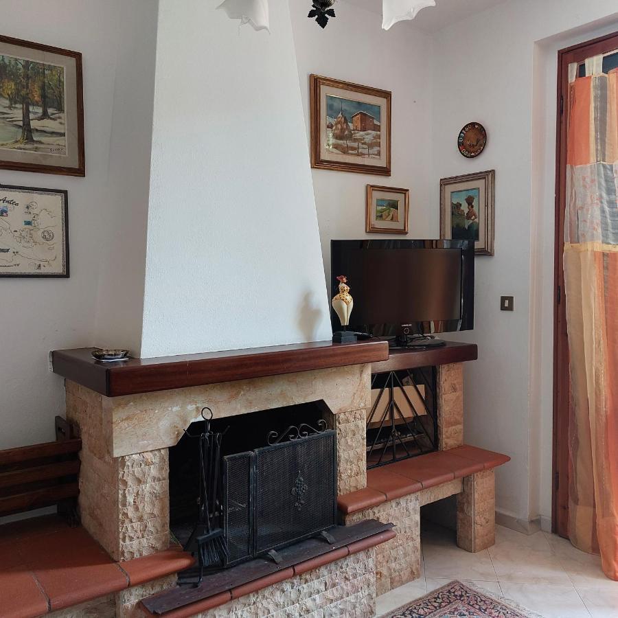 Appartamento A Due Passi Dal Mare A Quercianella Buitenkant foto